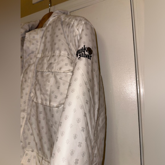 Quicksilver Snowboarding Outdoor Jacket - Picture 14 of 16